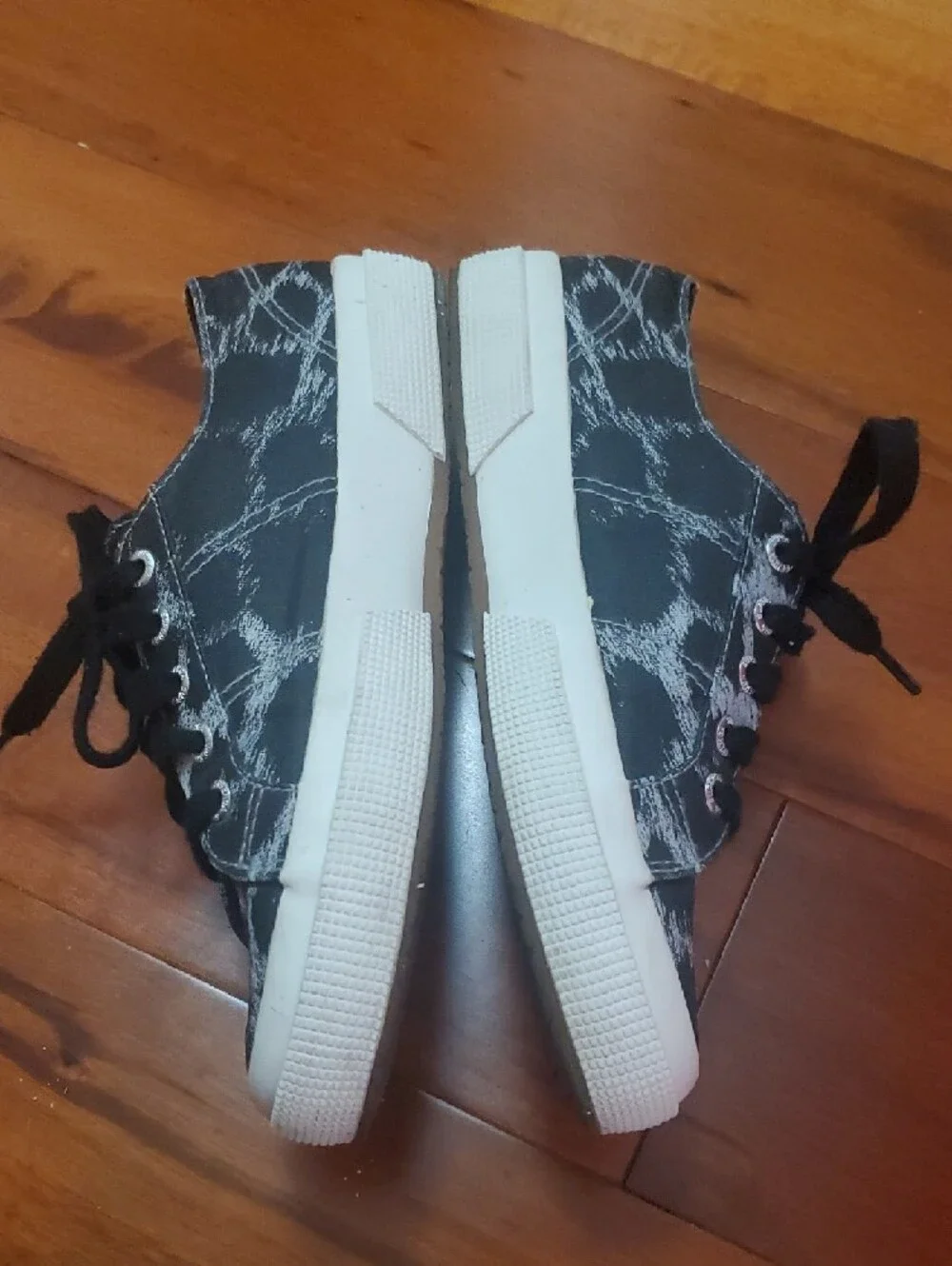 Superga classic low